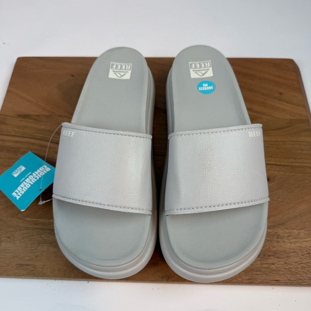 New NWOB Womens Reef Cushion Bondi Bay Fog Comfort Slides Sandals Size 11 M